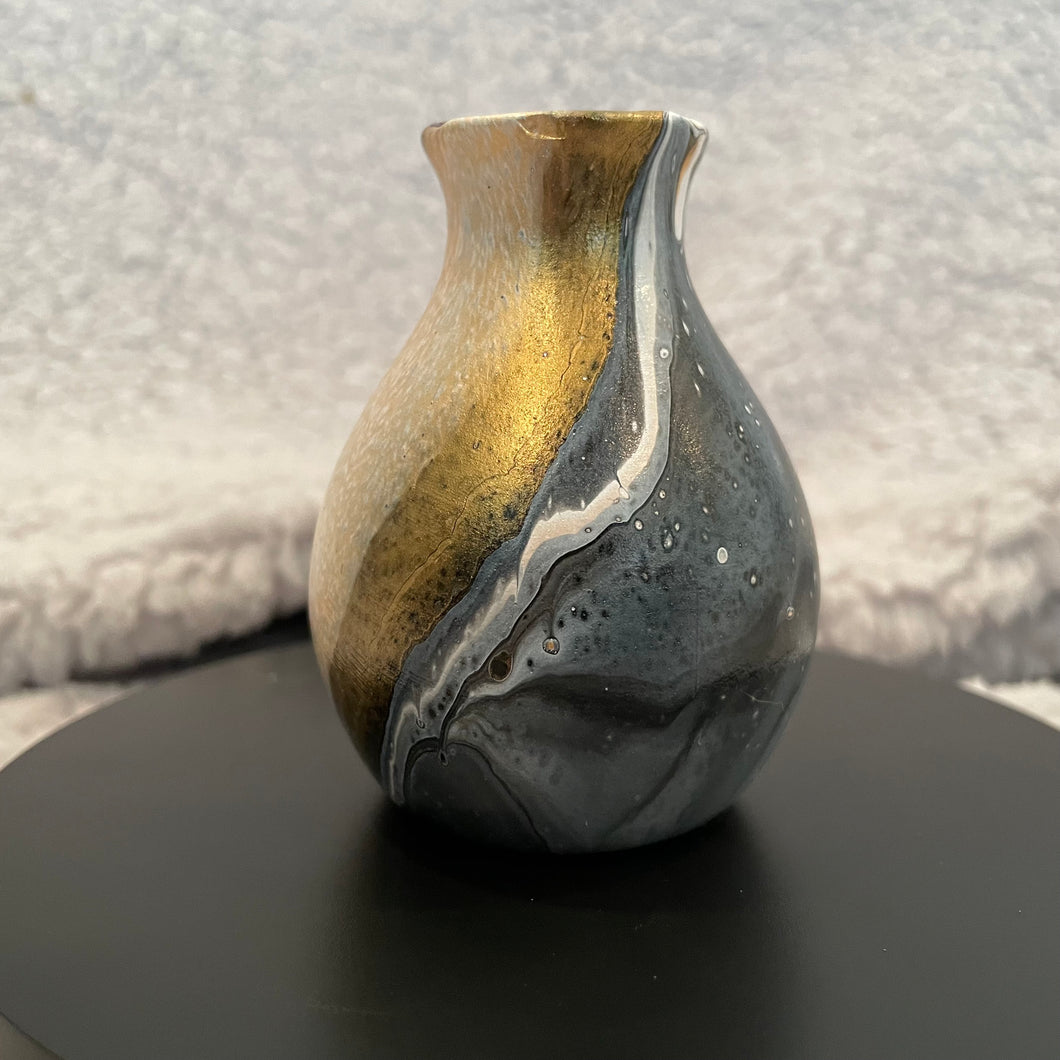 Bud Vase - 3” Tall - Black, Metallic Gold and White (01)